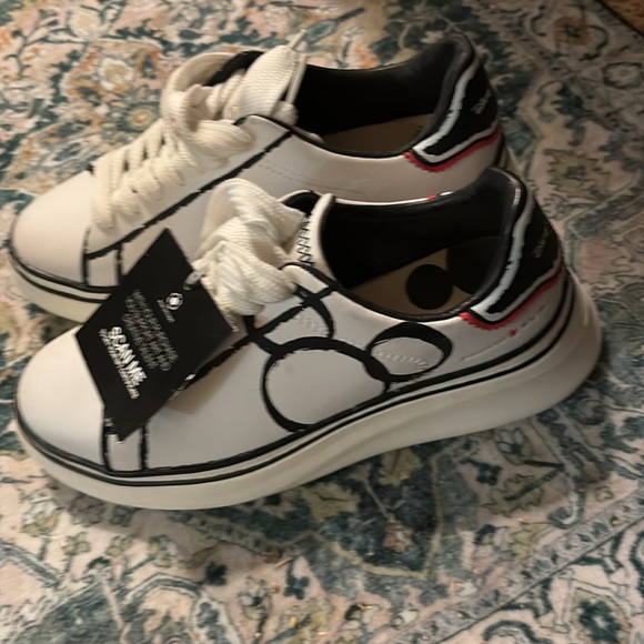 NWT - Picture 3 of 5